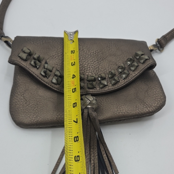 Chic Metallic Bronze Crossbody Bag with Tassel - Picture 13 of 16
